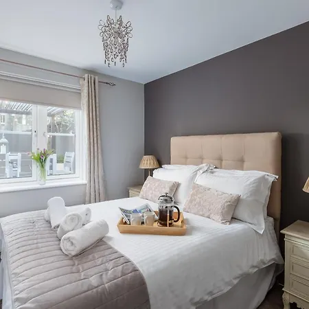 Sugar Reef - A Fantastic Modern House With Garden, Free Parking For 2 Cars, Free Use Of Electric Vehicle Point, Whitby Beach, Shops, Bars And Restaurants Just A 10 Minute Walk Away! Esterno foto