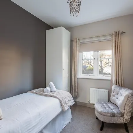 Sugar Reef - A Fantastic Modern House With Garden, Free Parking For 2 Cars, Free Use Of Electric Vehicle Point, Whitby Beach, Shops, Bars And Restaurants Just A 10 Minute Walk Away! Esterno foto