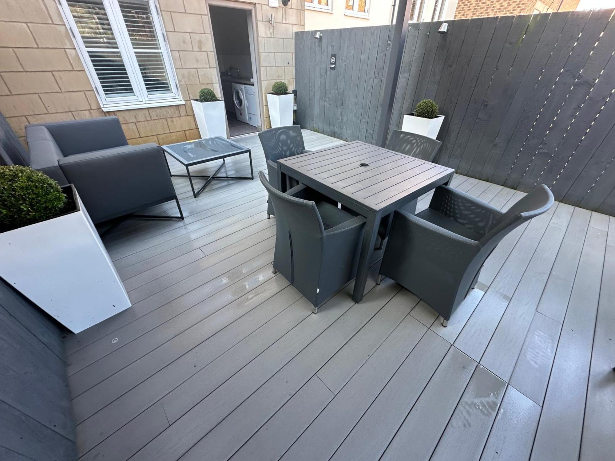 Sugar Reef - A Fantastic Modern House With Garden, Free Parking For 2 Cars, Free Use Of Electric Vehicle Point, Beach, Shops, Bars And Restaurants Just A 10 Minute Walk Away! Casa vacanze